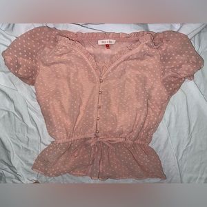 Small pink dotted blouse with puff sleeve